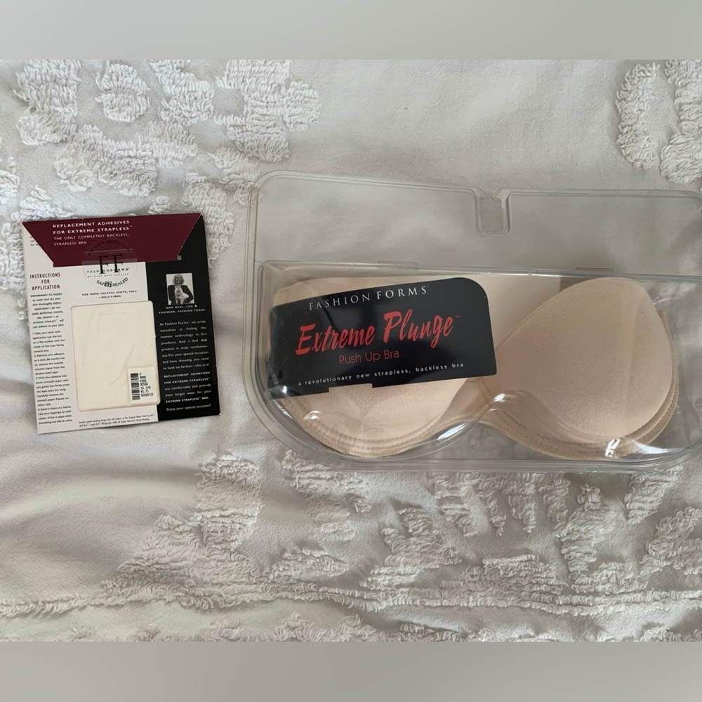 Bundle: Backless PushUp Bra & Replacement Adhesives. Color: cream/nude. Cup C